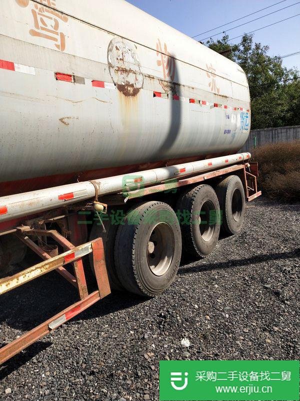 出售二手鐵皮45立方油罐車