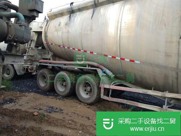 出售二手半掛車水泥罐
