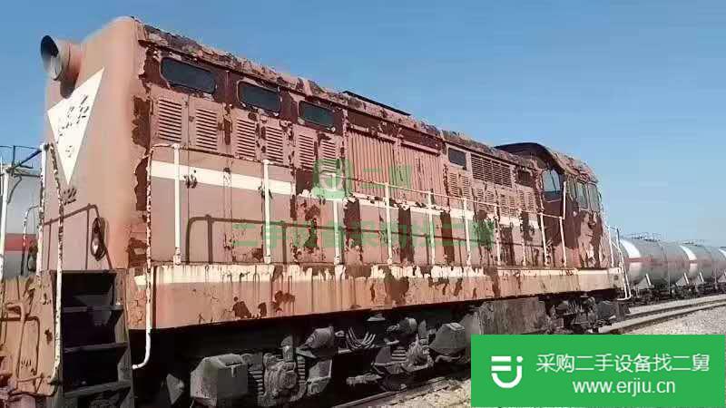 出售二手火車頭兩臺