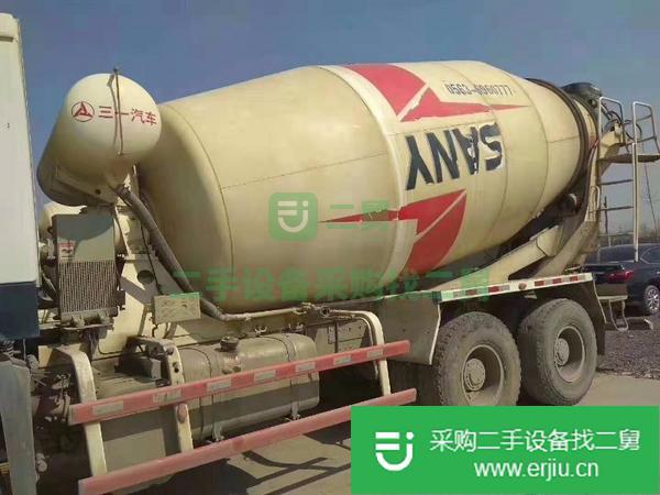 出售二手豪沃攪拌車12立方