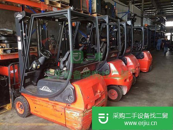 出售二手小型電瓶叉車