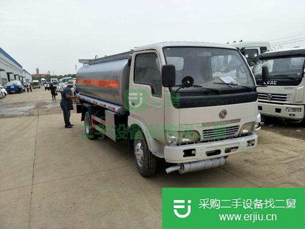 出售二手油罐車
