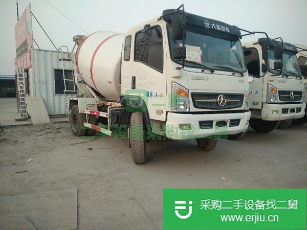 出售二手解放、豪沃、陜汽、德龍、歐曼、三一混凝土攪拌罐車