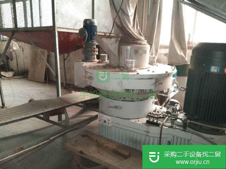 出售二手宇龍560顆粒機(jī)兩臺(tái)