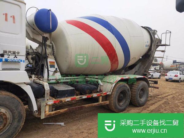 出售國三二手攪拌罐車