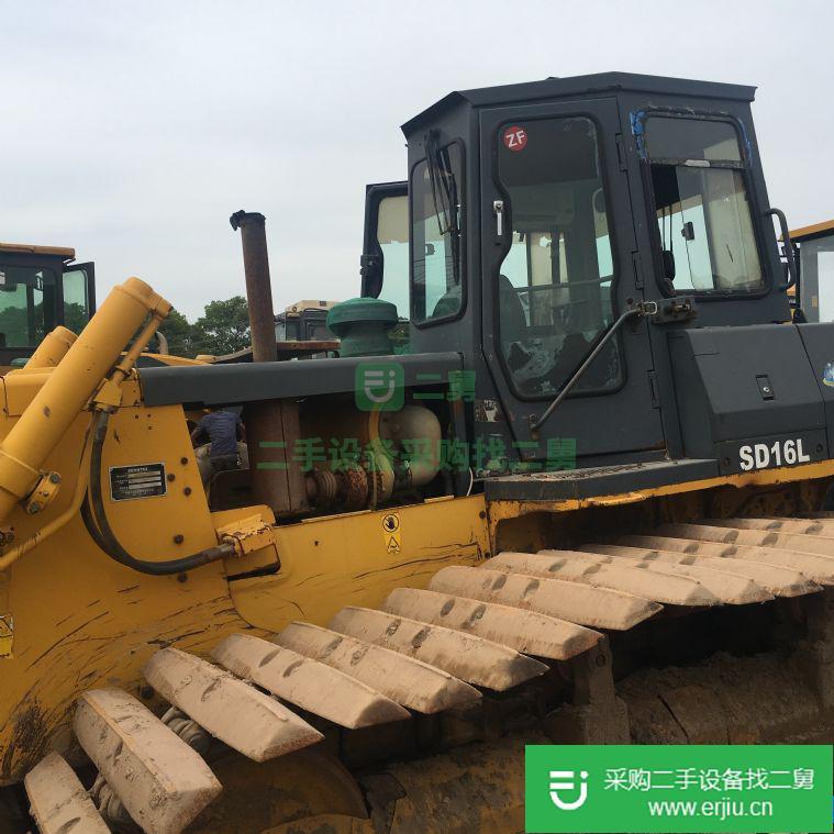 出售二手推土機(jī)