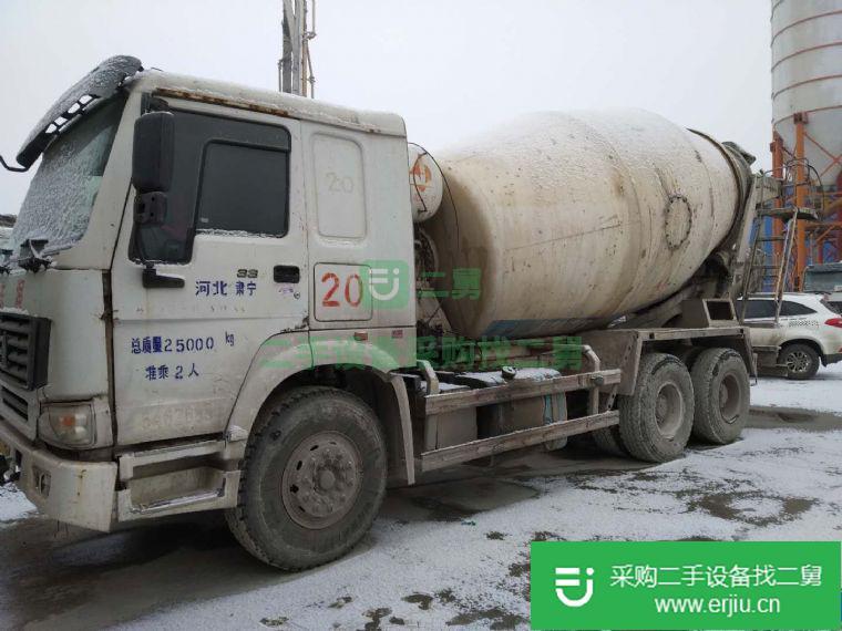 出售二手豪沃混泥土攪拌車大12方