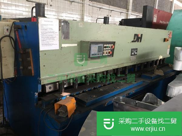 出售二手東海3米2一套折彎機