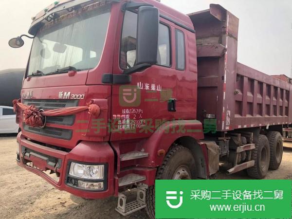 出售二手德龍后八輪渣土自卸車國四排放大箱長度5米8