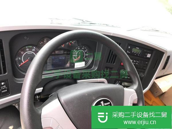 出售核載16噸解放鋁合金油罐車