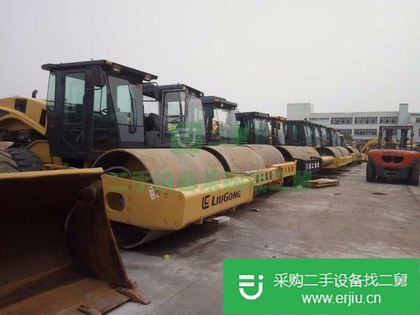 出售二手柳工20噸振動(dòng)壓路機(jī)