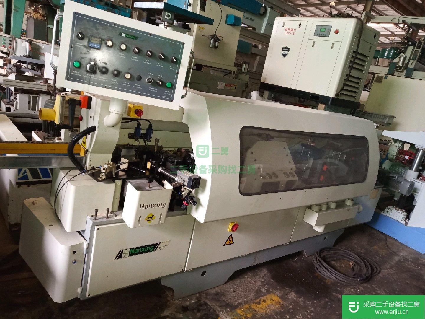 出售二手家具廠機器設備實木版式機器