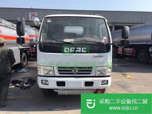 出售二手東風5噸油罐車
