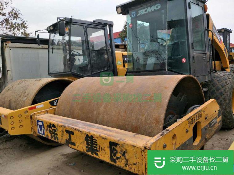 出售二手26噸振動壓路機