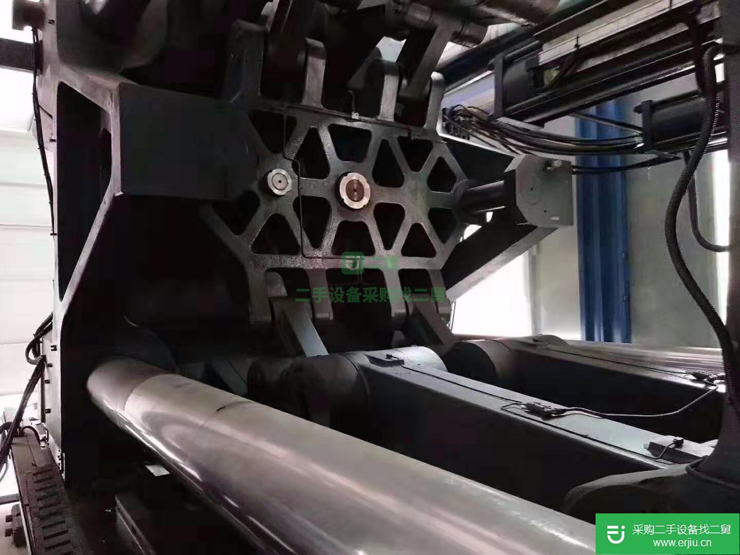 出售二手海天注塑機2400噸