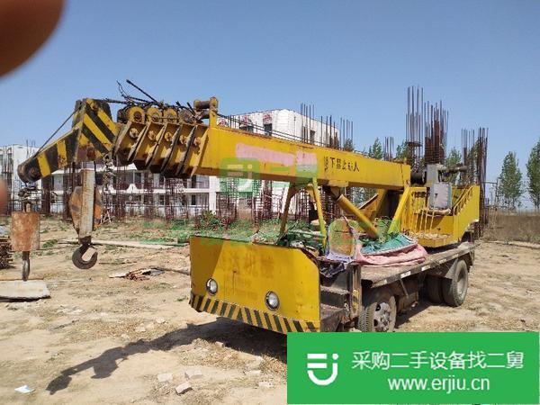 出售六噸小吊車
