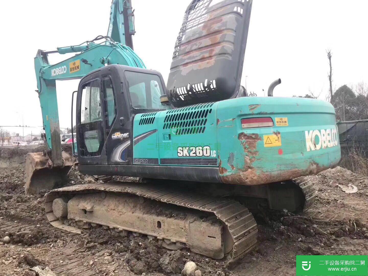 出售神鋼 SK260LC-8 挖掘機 (手續齊全原版原漆)