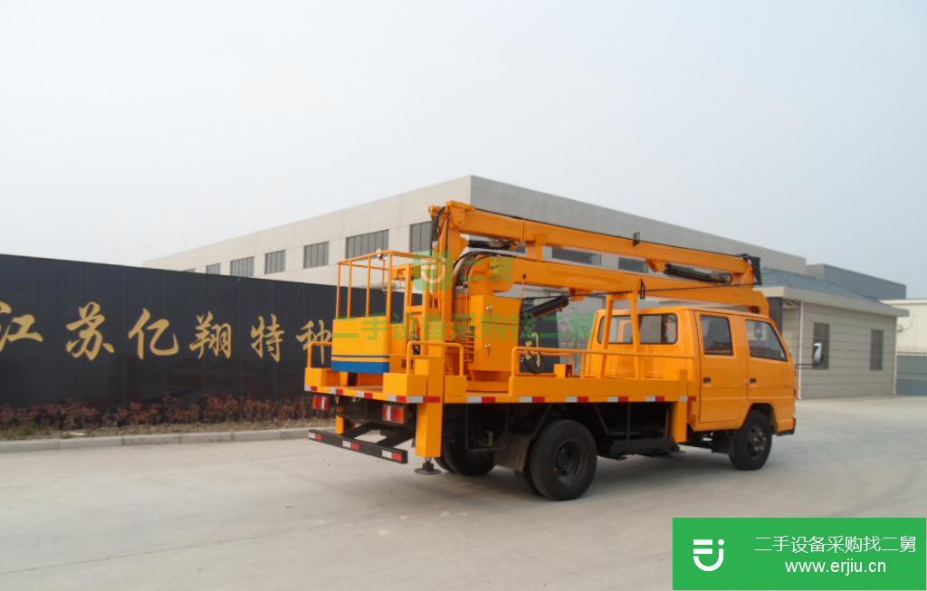12米高空作業(yè)平臺車 上下液壓操作特種車輛