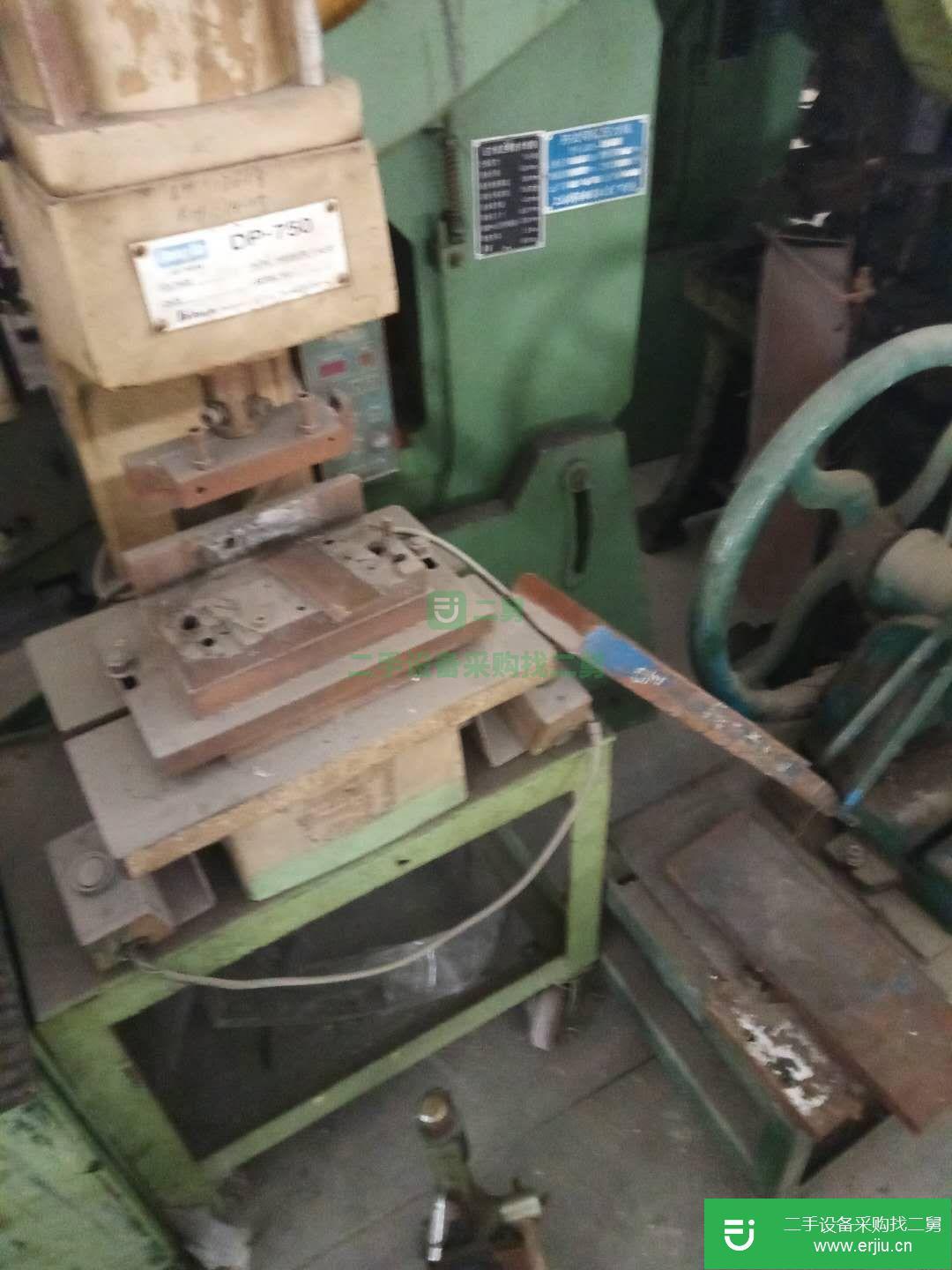 出售二手液壓機，機床