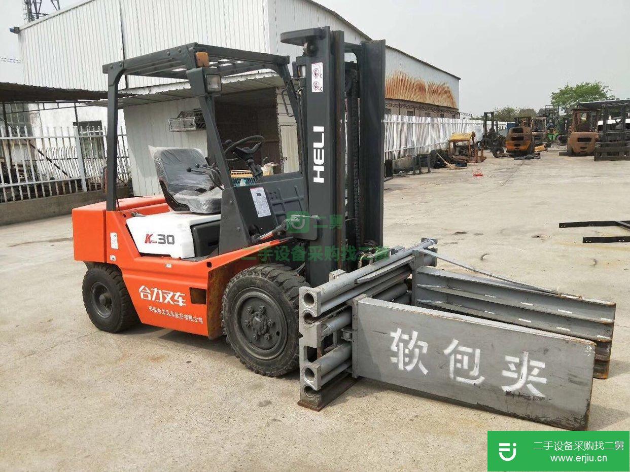 出售二手4米圓夾包合力柴油叉車