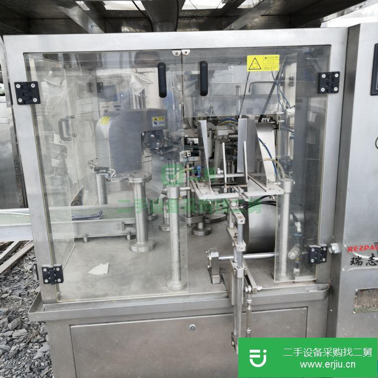 二手全自動(dòng)給袋式包裝機(jī)