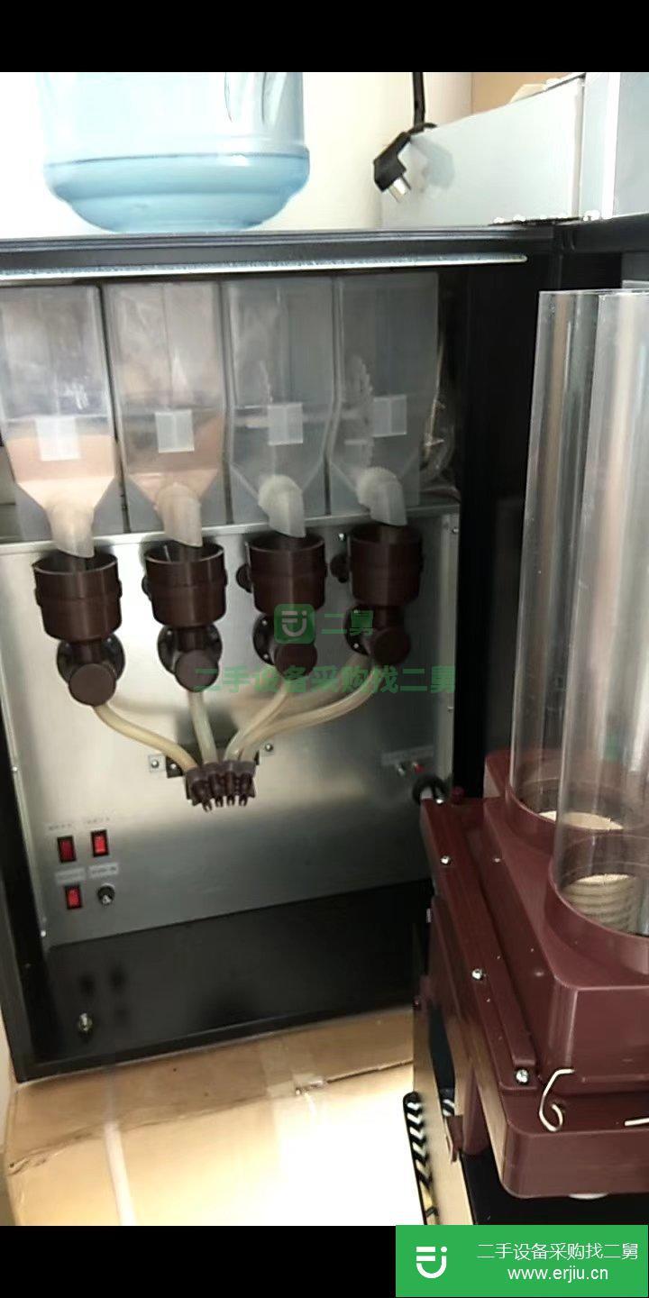 出售三冷三熱咖啡奶茶飲料機 帶液晶廣告屏
