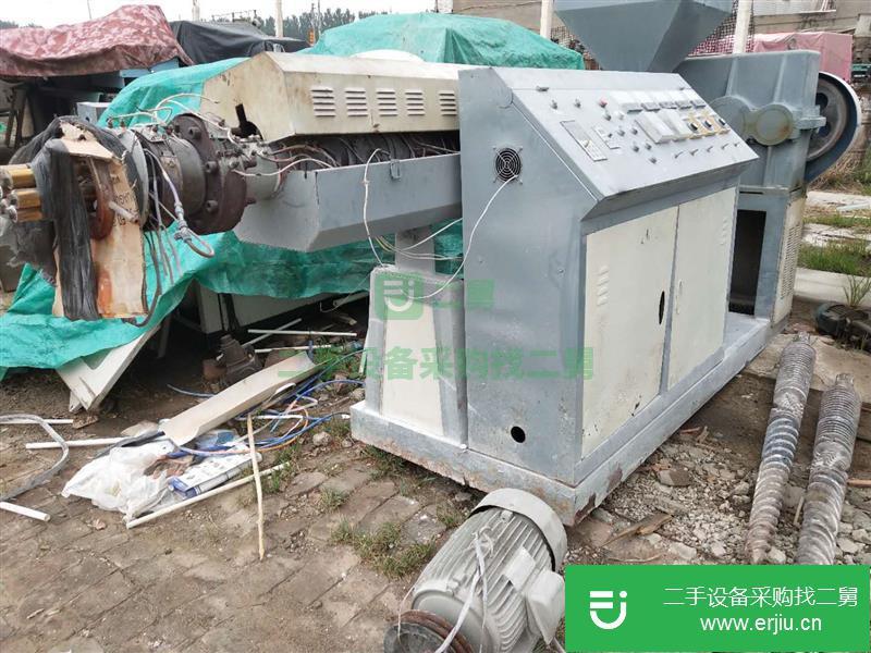 出售梅花管生產線兩條65雙螺桿擠出機一臺