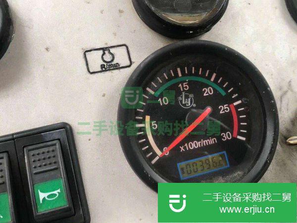 二手8噸振動(dòng)壓路機(jī)