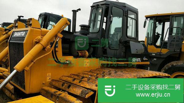 出售推土機