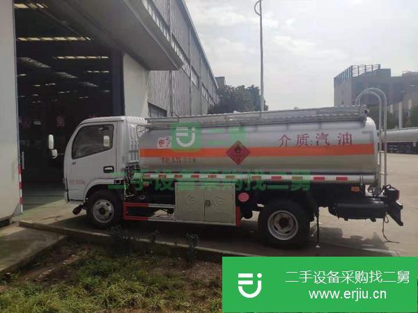 出售二手油罐車