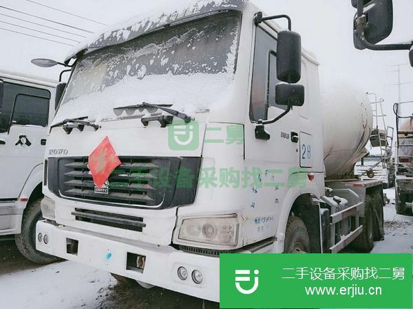 轉讓二手重汽豪沃大12方混凝土攪拌罐車