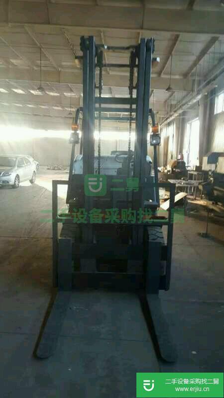 三噸合力叉車