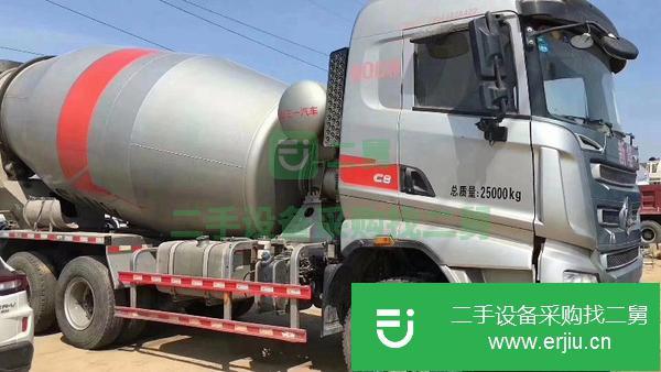 轉(zhuǎn)讓急售三一攪拌罐車 c8,2017年8月國五排放,大14方濰柴發(fā)動機(jī)
