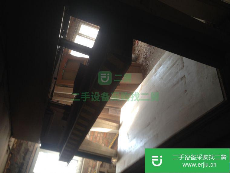 轉讓二手全套免漆門設備外帶300套門料