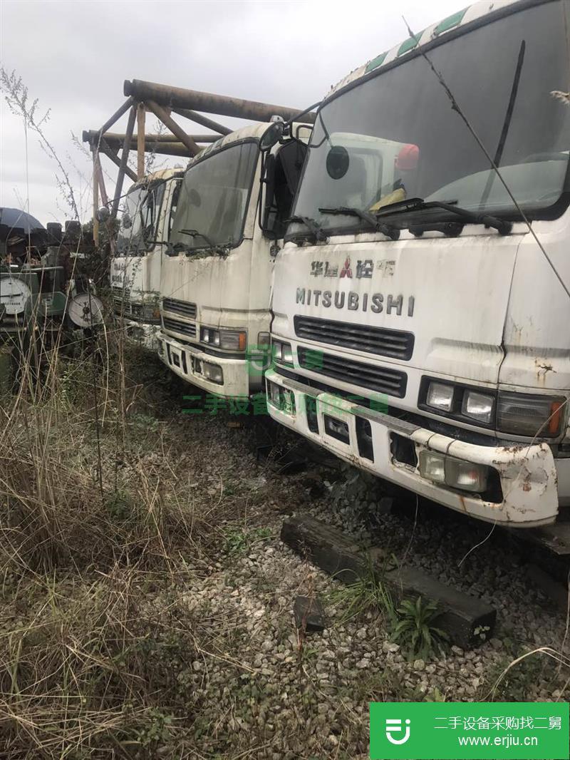 出售水泥罐車