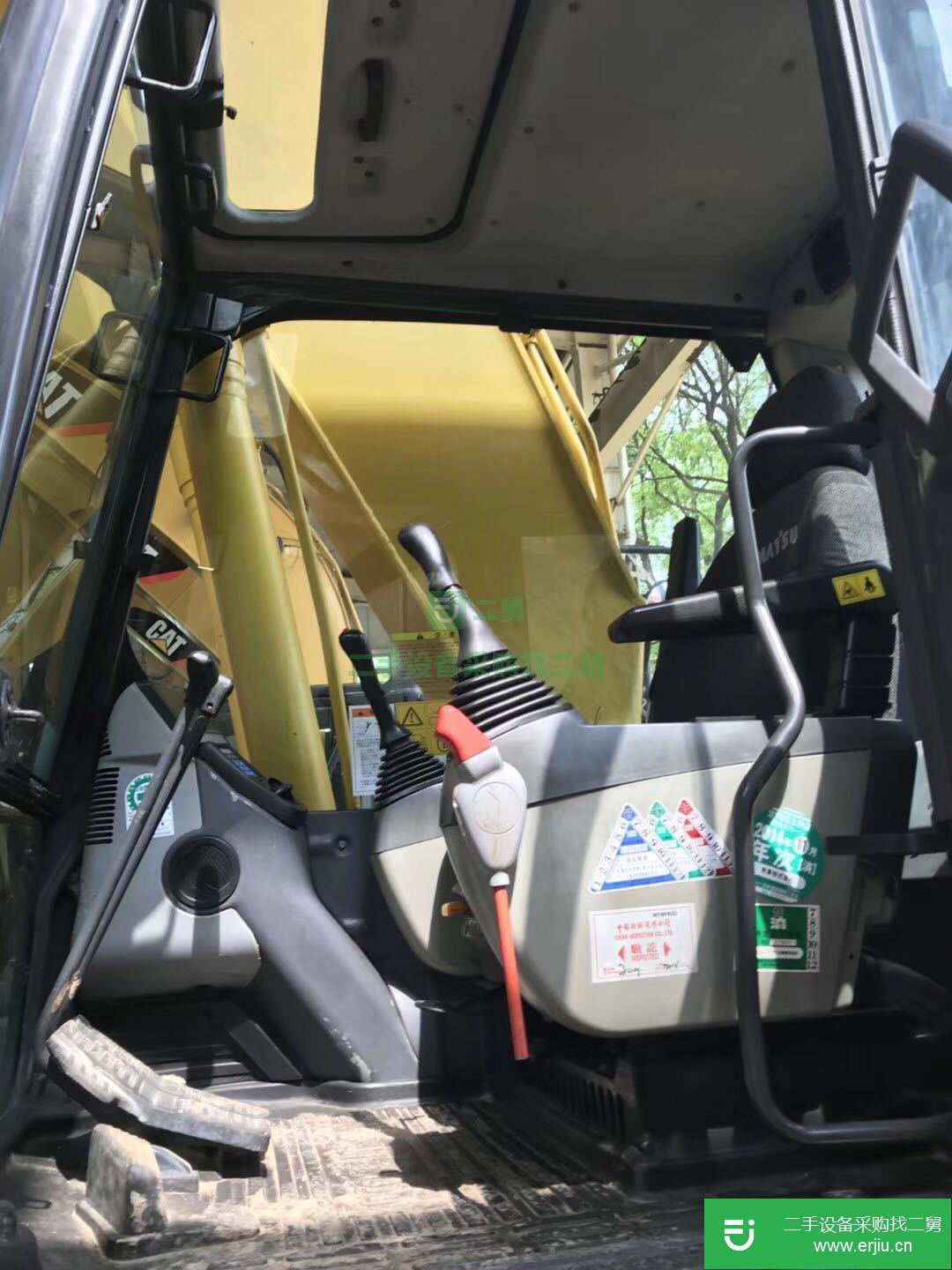 出售小松 PC200LC-8挖掘機