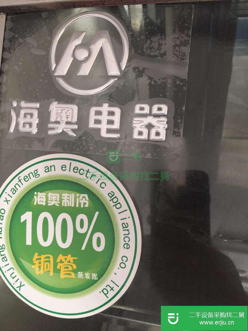 出售九成新的展示柜