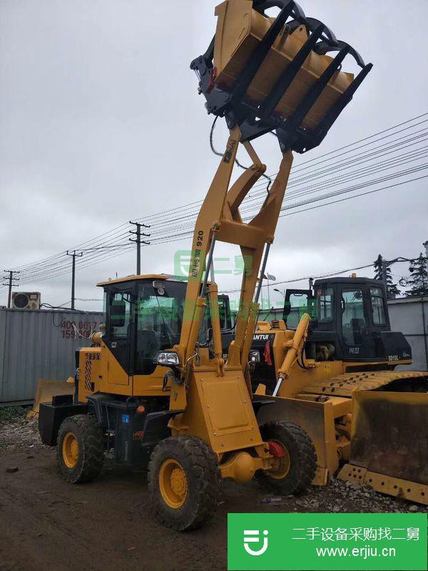 轉讓臨工新款加長臂920抱夾裝載機