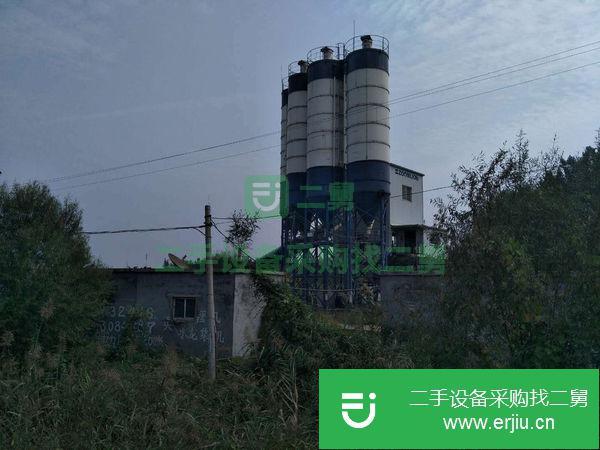 中聯90樓鋼結構配料機,四個100噸水泥倉
