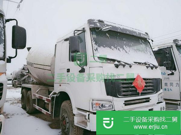 轉讓二手重汽豪沃大12方混凝土攪拌罐車