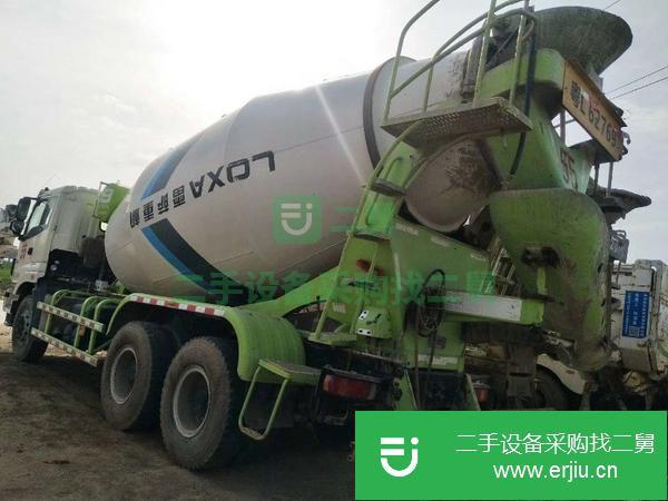 國(guó)五歐曼大12方攪拌罐車(chē)