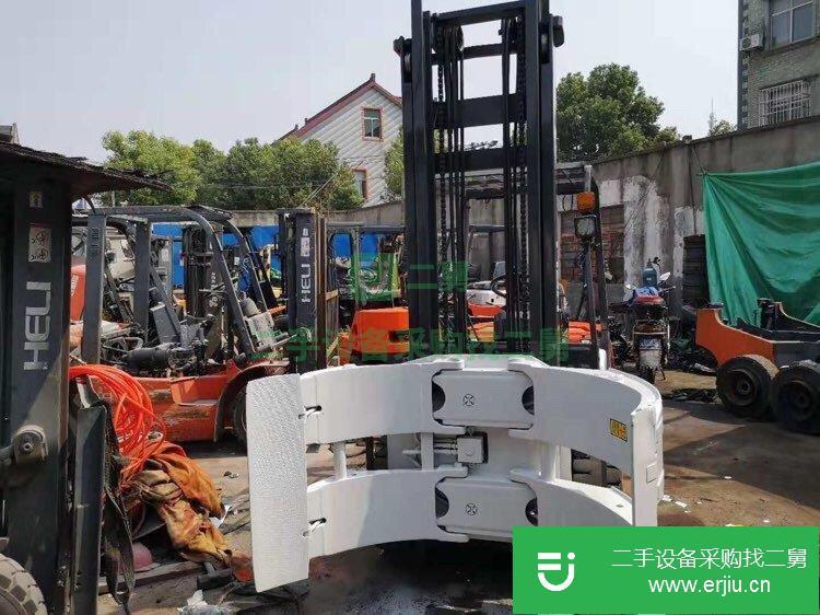 出售二手自動(dòng)擋柴油叉車(chē)