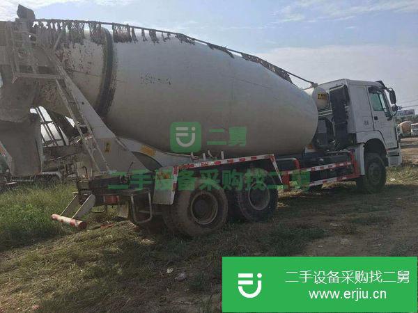 出售14年豪沃國四后八輪最大的罐車,能拉16方
