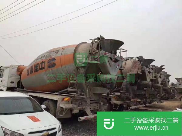 二手豪沃攪拌罐車