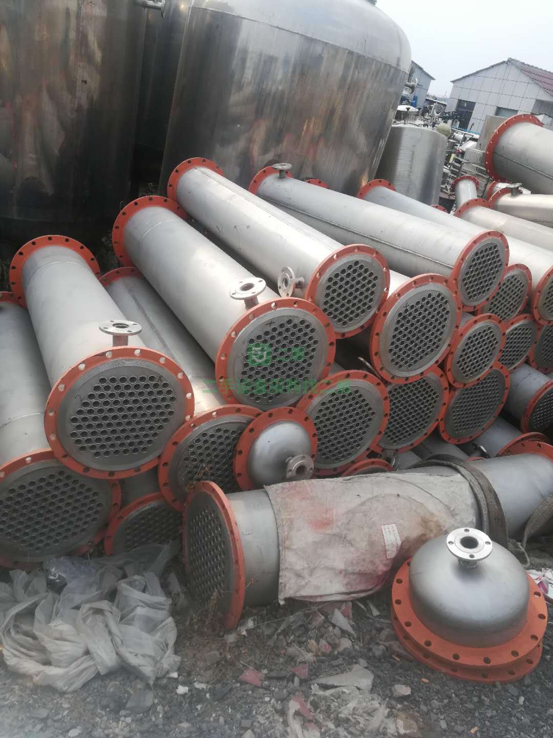 二手優質冷凝器10-200平方每方350元