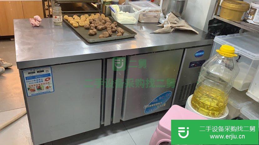 出售二手電烤箱等等全套烘焙設備