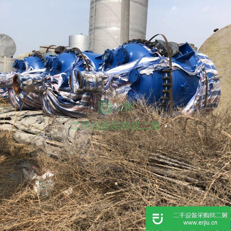 出售二手搪瓷反應釜九成新的2017年設備