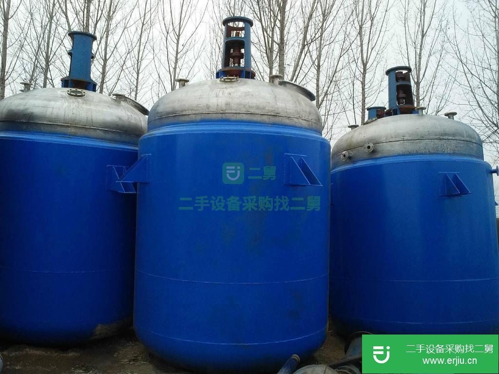 出售二手不銹鋼反應(yīng)釜九成新的設(shè)備
