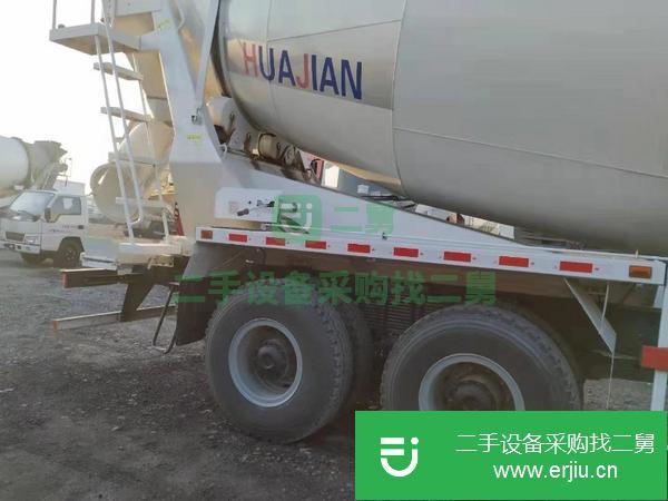 出售二手國五18方華建上裝375馬力攪拌車