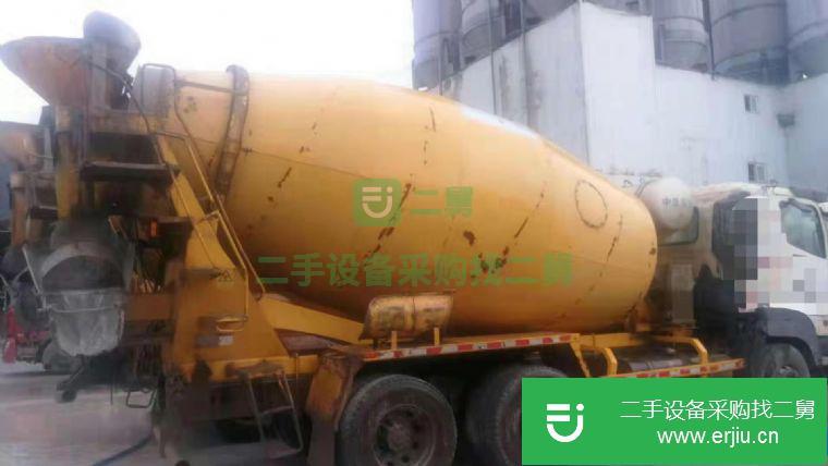 出售二手12方日野攪拌車